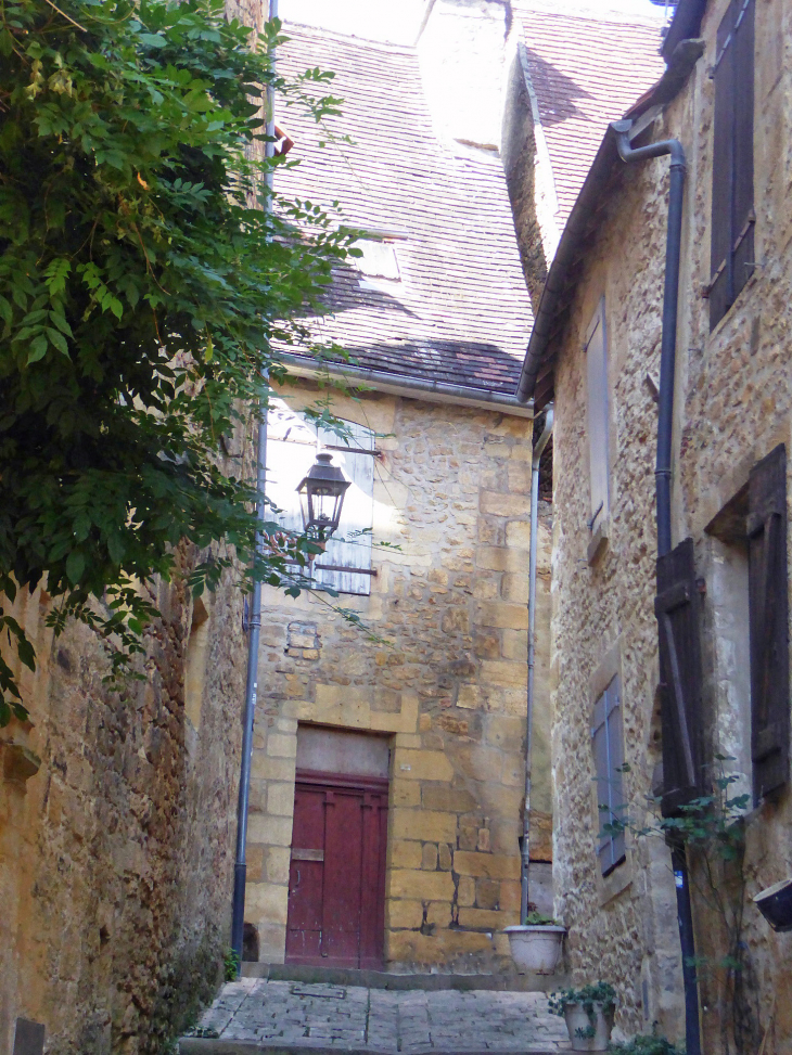 Le quartier Ouest : rue des Trois Conils - Sarlat-la-Canéda