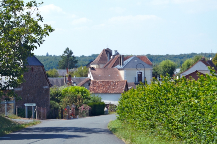 L'entrée du village. - Savignac-Lédrier