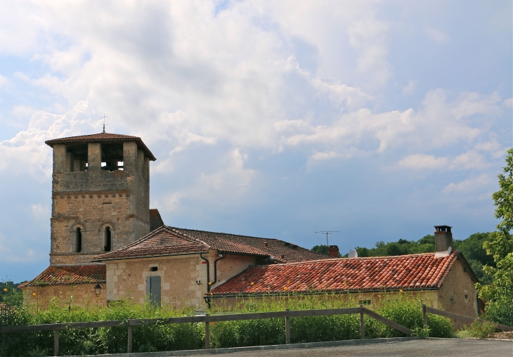 Le clocher de l'église Saint Pierre ès Liens - Siorac-de-Ribérac