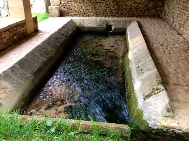 Le lavoir de Brunier. - Tamniès