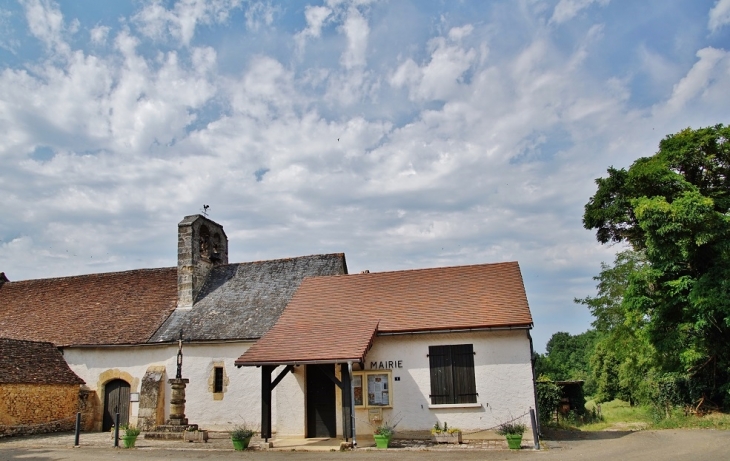 Le Village - Temple-Laguyon