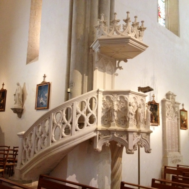 La chaire de l'église. - Terrasson-Lavilledieu