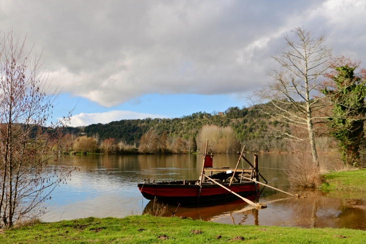 La Dordogne. - Trémolat