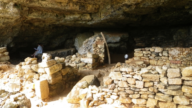 Site troglodytique de la Madeleine. - Tursac