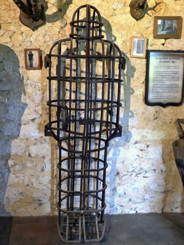  maison forte de Reignac : musée de la torture et cachots - Tursac