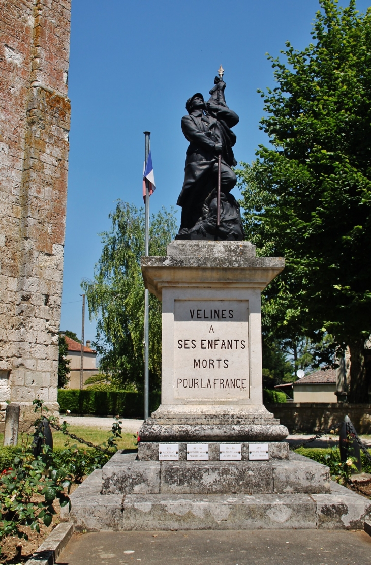 Monument aux Morts - Vélines