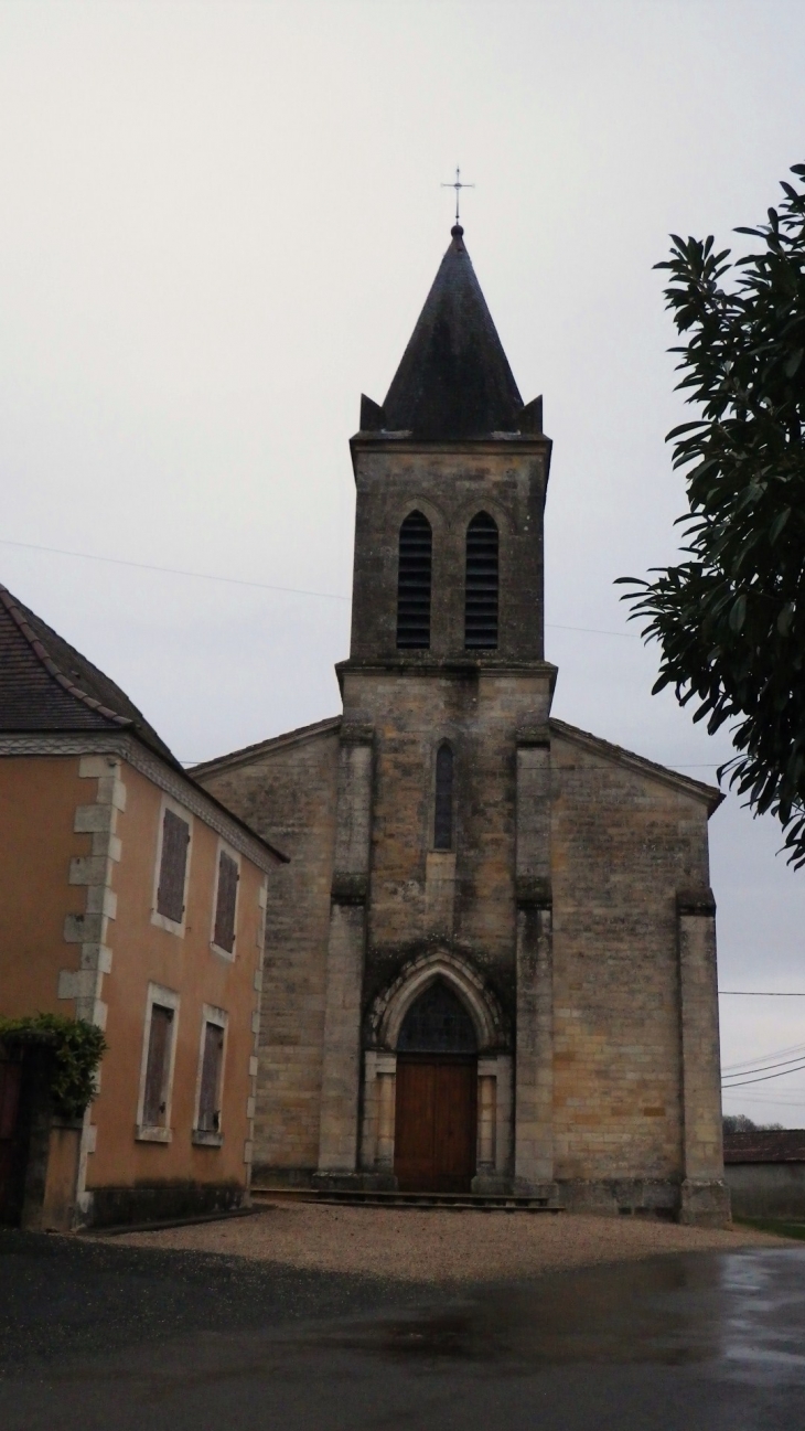 L'église de fond roman. - Veyrines-de-Vergt