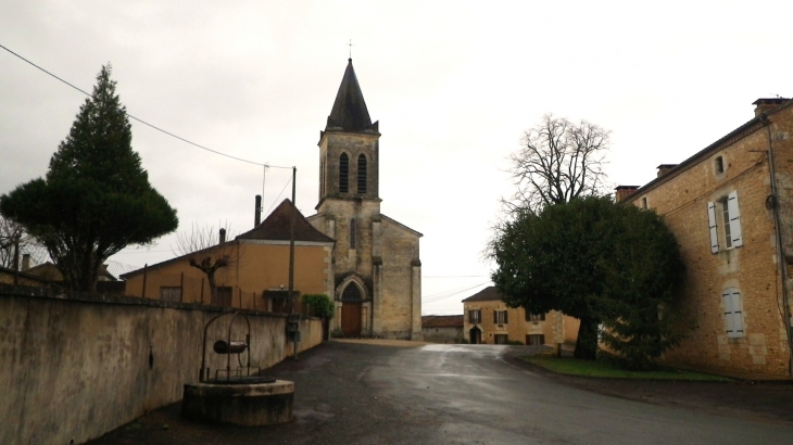 Le bourg. - Veyrines-de-Vergt