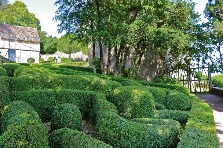 Les jardins suspendus de Marqueyssac. - Vézac