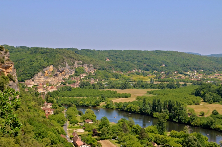 Depuis les jardins suspendus de Marqueyssac. La rivière Dordogne. - Vézac