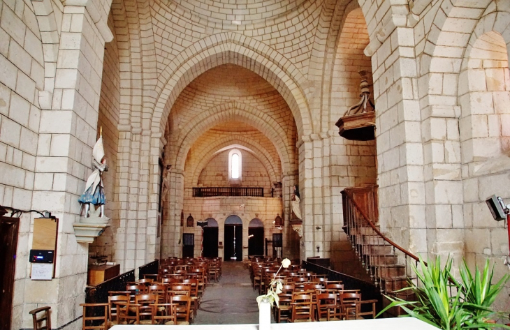  église Saint-Pierre - Vieux-Mareuil