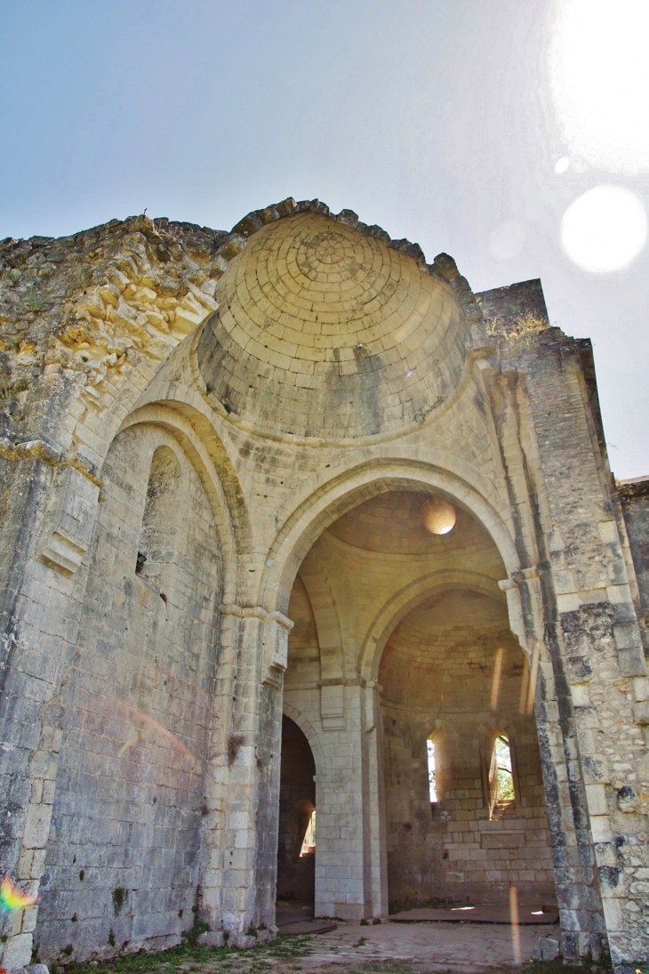 Ruines de l-Abbaye -de-Boschaud - Villars