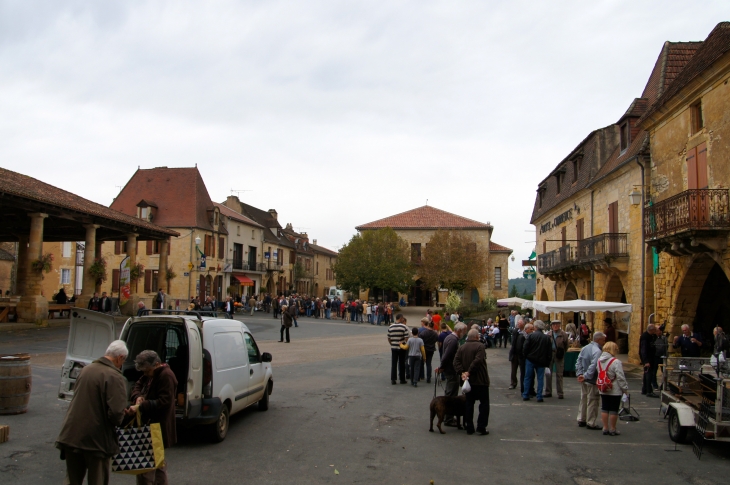 25ème Fête de la Châtaigne. - Villefranche-du-Périgord