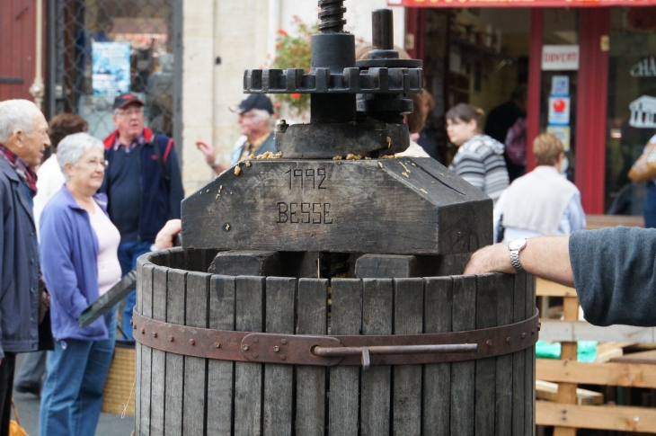 25ème Fête de la Châtaigne. - Villefranche-du-Périgord