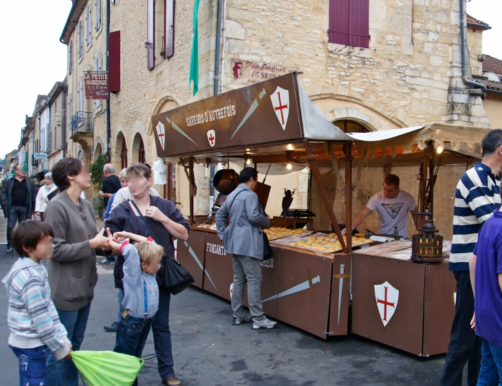 25ème Fête de la Châtaigne. - Villefranche-du-Périgord