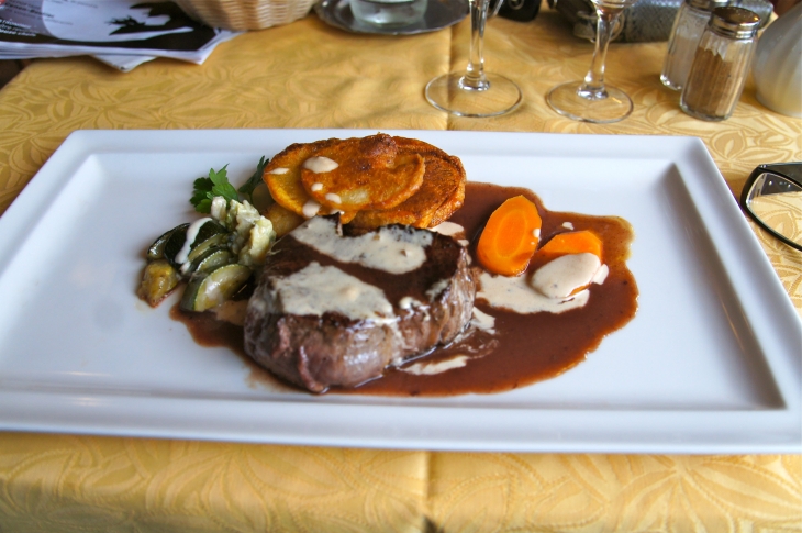 L'assiette du restaurant. - Villefranche-du-Périgord