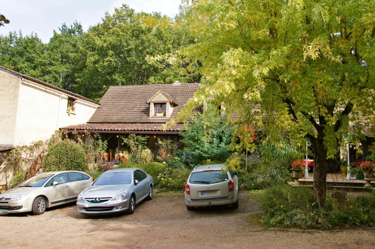 Le Restaurant. - Villefranche-du-Périgord