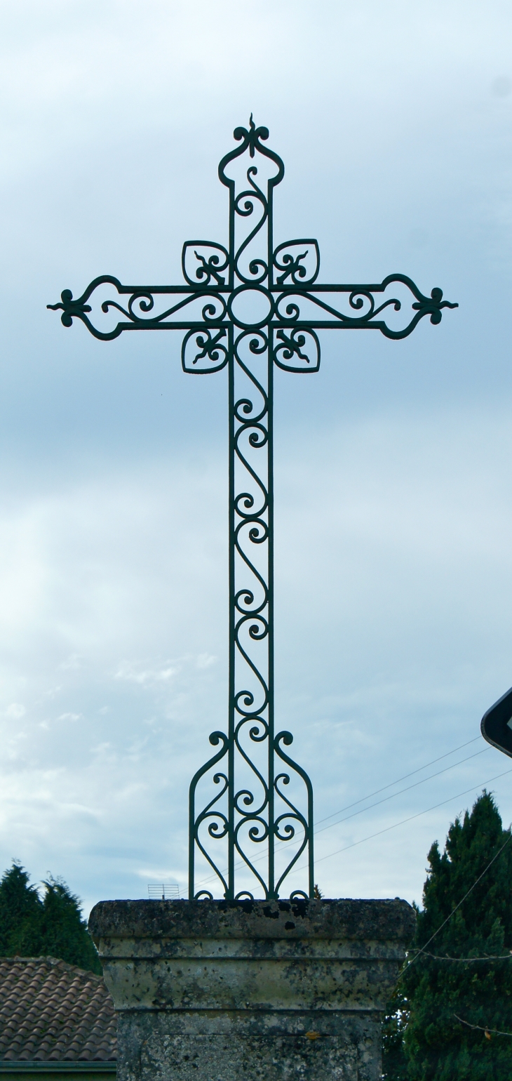 Croix de Chemin. - Villefranche-du-Périgord