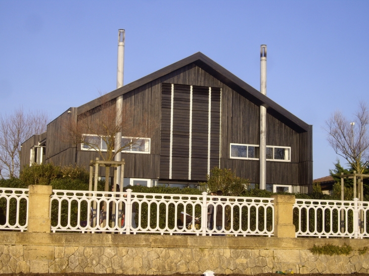 Maison contemporaine sur le front de mer. - Andernos-les-Bains