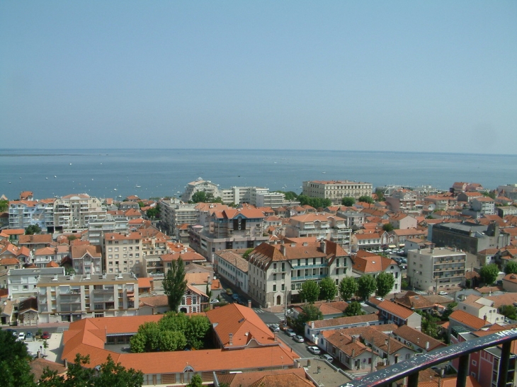 Arcachon - vue panoramique de la tour Eiffel