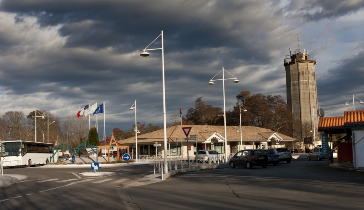 Rond-point, Audenge