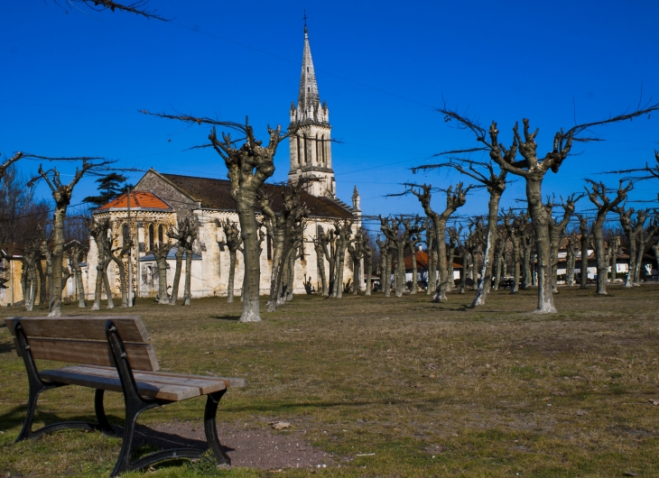 Audenge (église St Yves)