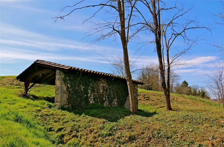 Le Lavoir - Bagas