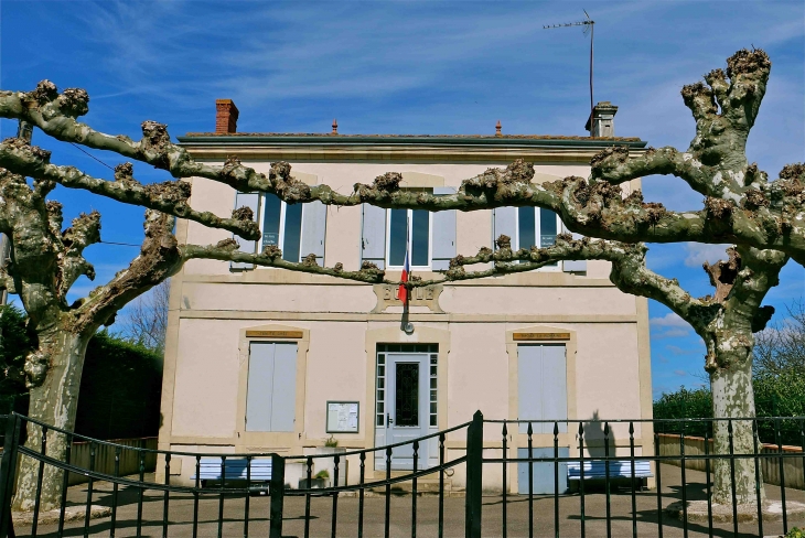 La Mairie. - Bagas