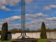 Photo suivante de Bagas Dans le cimetière