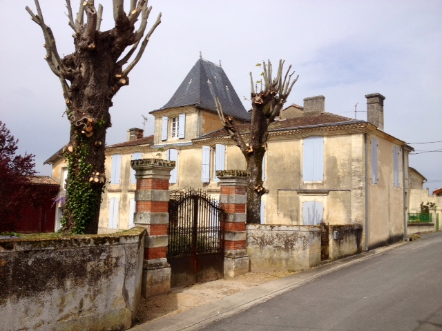 Maison bourgeoise près de l'église. - Berson