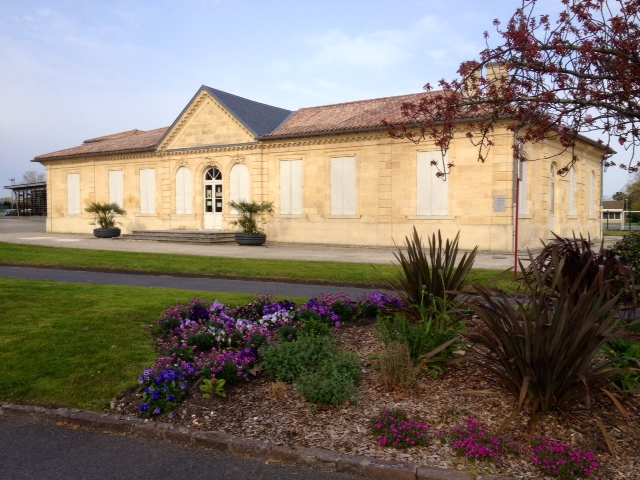 La chartreuse Carpinet XVIIIème, ancienne mairie et actuellement maison du patrimoine. - Blanquefort