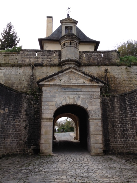 La porte dauphine. - Blaye