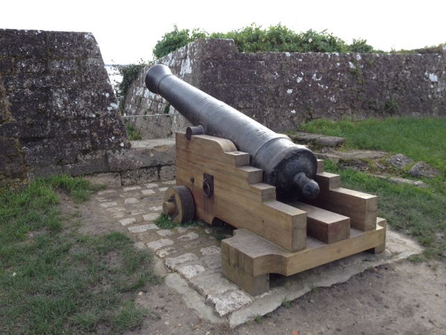 Un canon de la citadelle. - Blaye