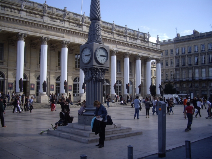 Le Grand Théatre lors du festival d'art contemporain 