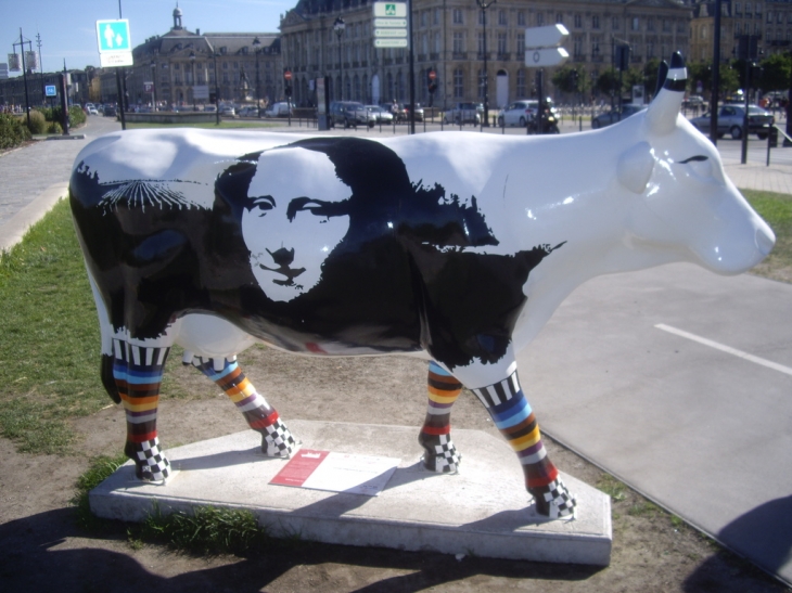 Vachement belle la vache de la Cow Parade !!! - Bordeaux