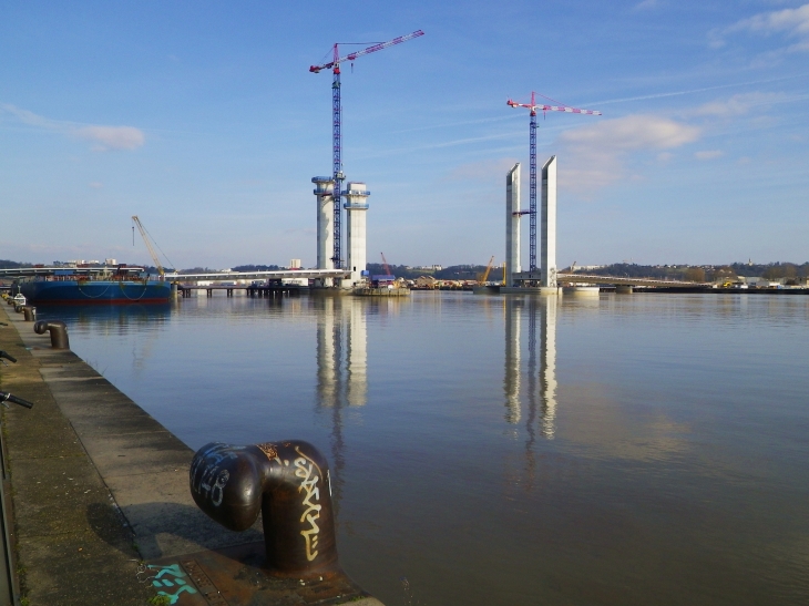 Chantier du pont  - Bordeaux