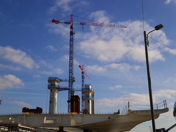 Construction du pont levant sur la Garonne. - Bordeaux