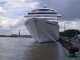 Photo précédente de Bordeaux Le paquebot Crystal Symphony à quai, 238 mètres de long, 1550 passagers.