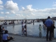 Le miroir d'eau en arriere le pont de pierre