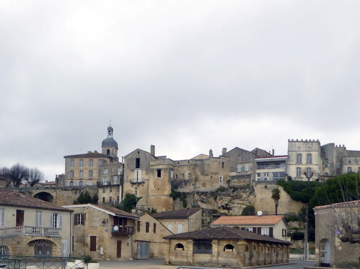 Vue sur la ville haute - Bourg