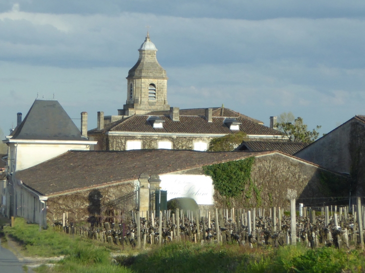 Vue sur l'église - Cantenac