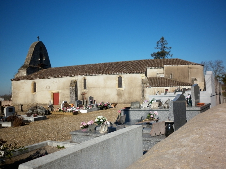 L'église romane. - Cantois