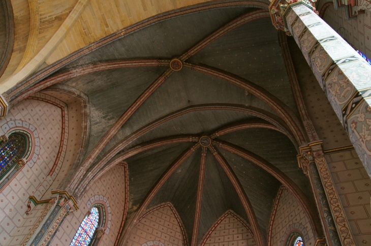 Eglise-saint-louis- croisées d'ogives du plafond-du-choeur - Castets-en-Dorthe