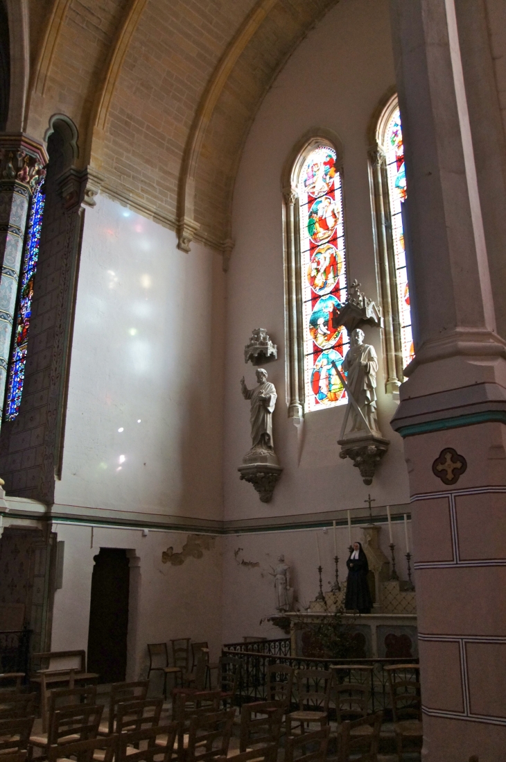 Le transept droit. - Castets-en-Dorthe