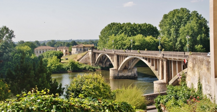 Pont sur la Dordogne - Castillon-la-Bataille