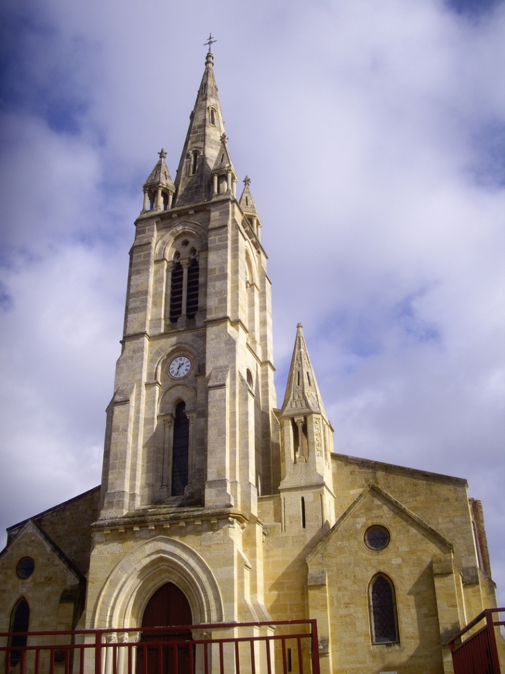 L'église. - Castres-Gironde