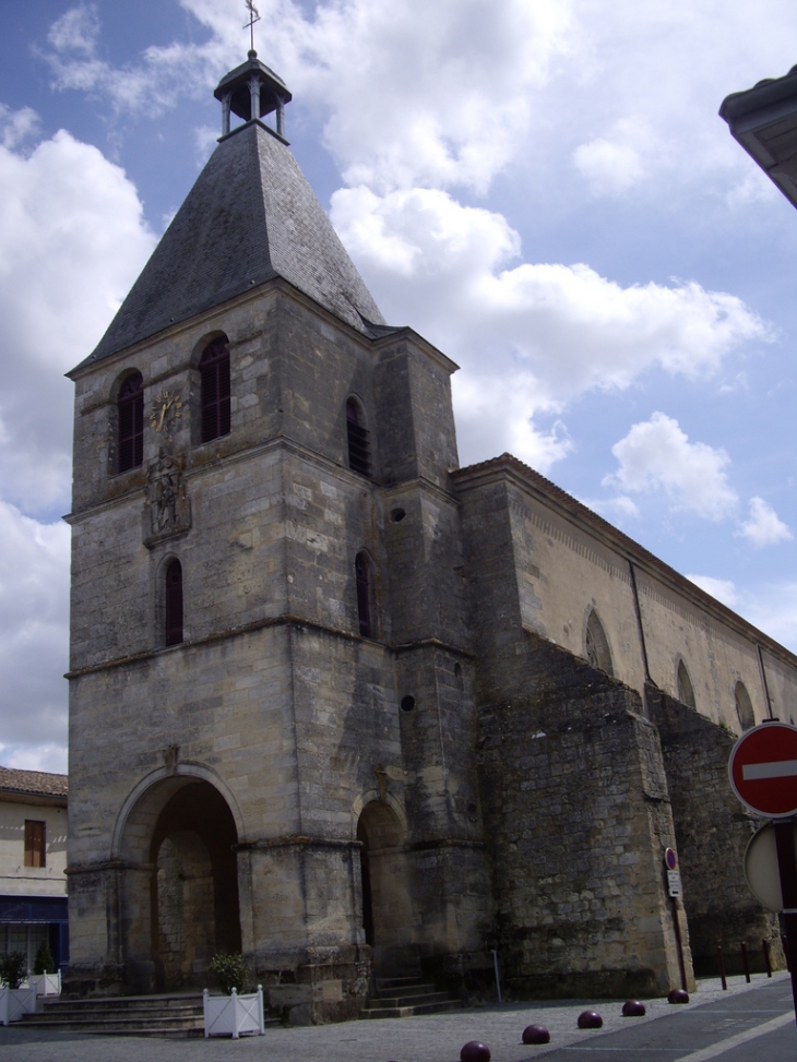 L'église gothique Notre dame 15ème (IMH). - Créon