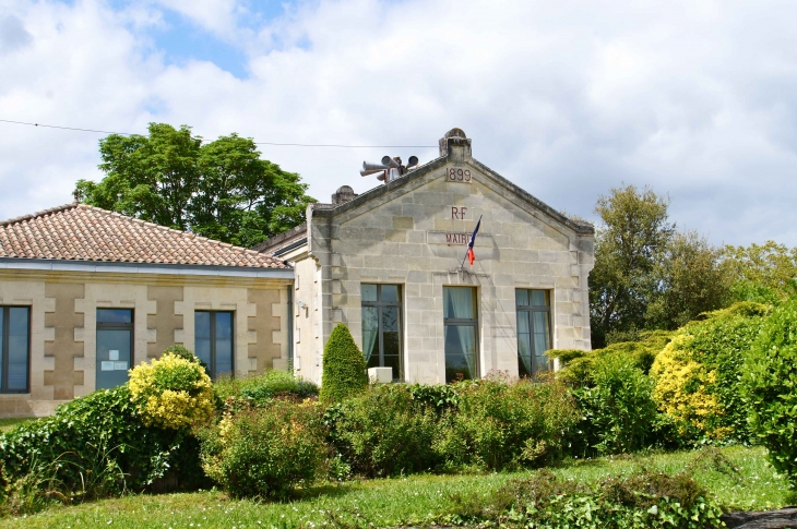 La Mairie. - Cursan