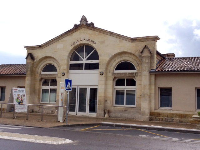 L'ancienne halle aux grains. - Étauliers