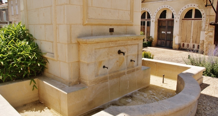 Fontaine - Gensac